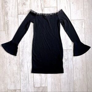 Forever 21 Cont. Off Shoulder Ruffle Trumpet Sleeve Dress Small